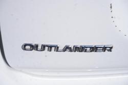 2017 Mitsubishi Outlander LS