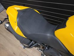 2016 TRIUMPH SPEED 94 Yellow