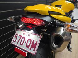 2016 TRIUMPH SPEED 94 Yellow