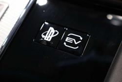 2025 Mitsubishi Outlander PHEV Exceed Tourer