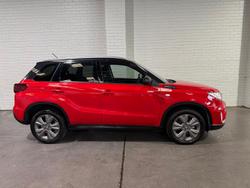 2020 Suzuki Vitara LY Series II Bright Red