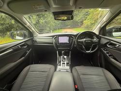 2022 Isuzu MU-X LS-U