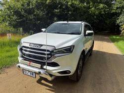2022 Isuzu MU-X LS-U