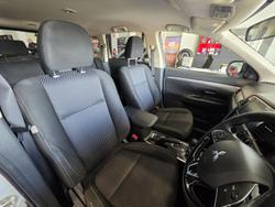 2017 Mitsubishi Outlander LS Safety Pack