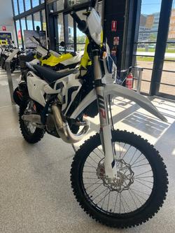 2026 HUSQVARNA TE300 WHITE