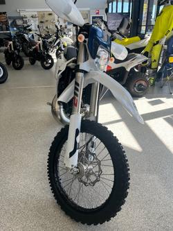 2026 HUSQVARNA TE300 WHITE