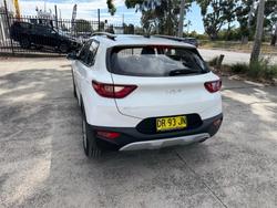 2024 KIA STONIC S YB MY24 White