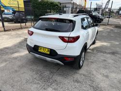 2024 KIA STONIC S YB MY24 White