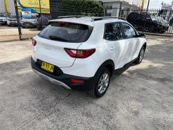 2024 KIA STONIC S YB MY24 White