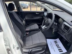 2024 KIA STONIC S YB MY24 White