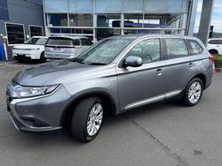 2021 Mitsubishi Outlander ES