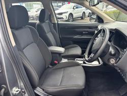 2021 Mitsubishi Outlander ES