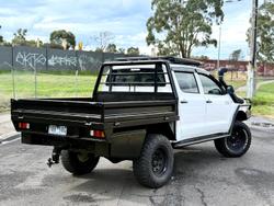 2010 Toyota Hilux SR KUN26R MY10 4X4 Glacier White