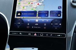 2025 Mercedes-Benz GLC-Class GLC300