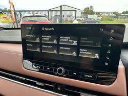 2025 Mitsubishi Outlander Exceed Tourer