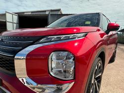 2025 Mitsubishi Outlander PHEV Exceed Tourer