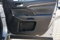 2015 Toyota Kluger Grande