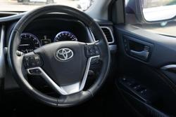 2015 Toyota Kluger Grande