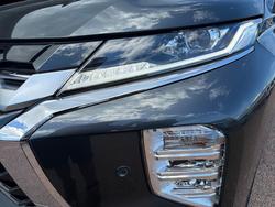 2000 Mitsubishi Pajero Sport