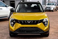 2025 Mahindra XUV3XO AX7L Citrine Yellow & Stealth Black Roof