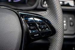 2025 Mahindra XUV3XO AX5L Stealth Black