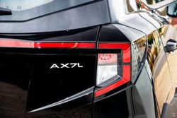 2025 Mahindra XUV3XO AX5L Stealth Black
