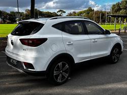 2021 MG ZS Essence AZS1 MY21 Dover White