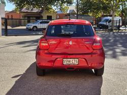 2019 Suzuki Swift GL Navigator