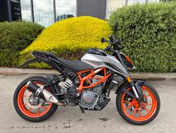 KTM 390 Duke