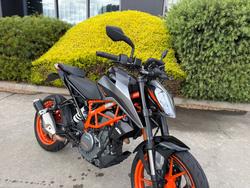 2022 Ktm 390 DUKE Orange