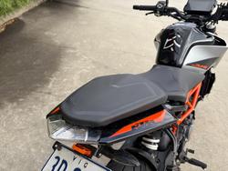 2022 Ktm 390 DUKE Orange
