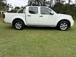2012 Nissan Navara ST