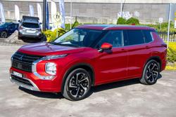 2022 Mitsubishi Outlander Exceed