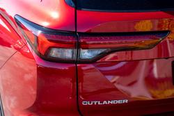2022 Mitsubishi Outlander Exceed