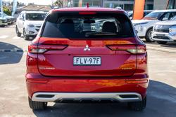 2022 Mitsubishi Outlander Exceed