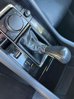 2020 Mazda 3 G25 Astina