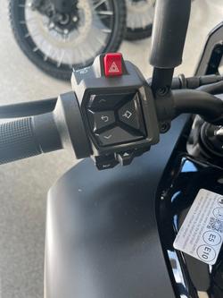 2024 HUSQVARNA 2024 HUSQVARNA 800CC SVARTPILEN 801 GREY