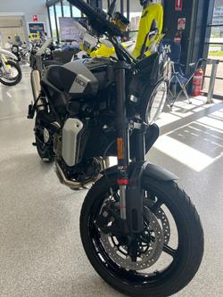 2024 HUSQVARNA 2024 HUSQVARNA 800CC SVARTPILEN 801 GREY