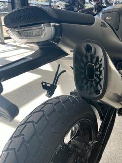 2024 HUSQVARNA 2024 HUSQVARNA 800CC SVARTPILEN 801 GREY