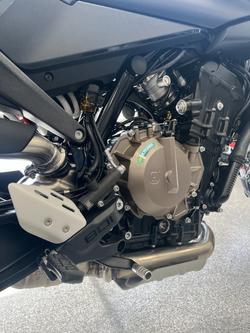 2024 HUSQVARNA 2024 HUSQVARNA 800CC SVARTPILEN 801 GREY