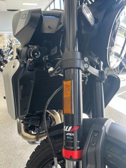 2024 HUSQVARNA 2024 HUSQVARNA 800CC SVARTPILEN 801 GREY