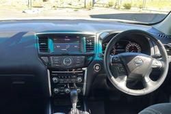 2019 Nissan Pathfinder ST