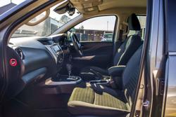 2021 Nissan Navara ST