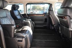 2019 Toyota Granvia VX