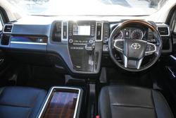 2019 Toyota Granvia VX