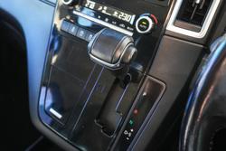 2019 Toyota Granvia VX