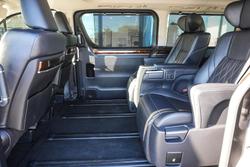 2019 Toyota Granvia VX