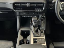 2024 Toyota Landcruiser Prado Kakadu