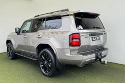 2024 Toyota Landcruiser Prado Kakadu