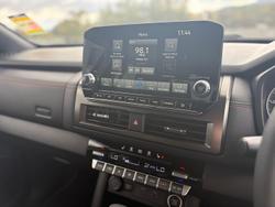 2025 Mitsubishi Triton GSR MV MY25 4X4 Dual Range White Diamond